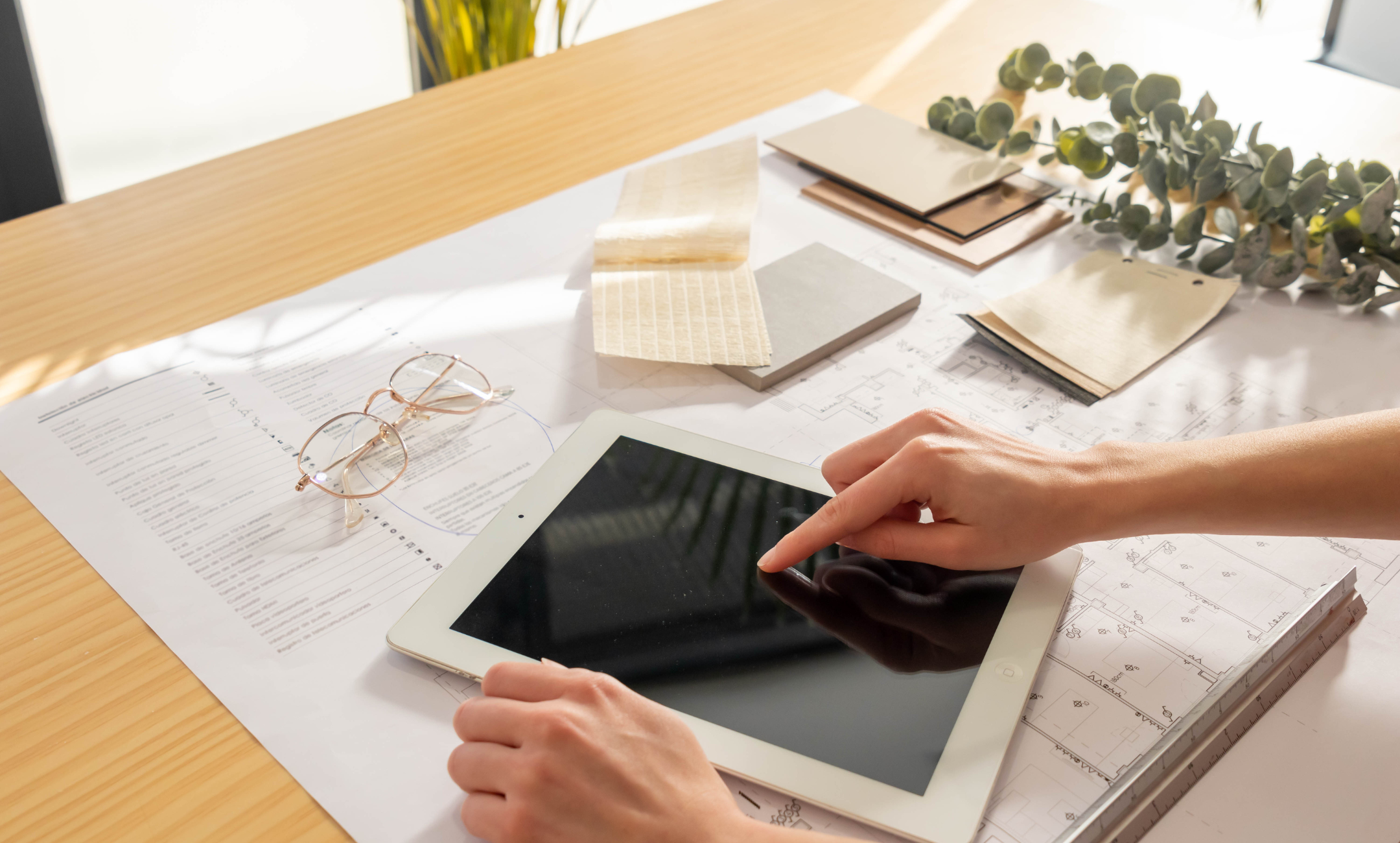 Sabes a diferença entre um portátil touch, 2 em 1 e um tablet?