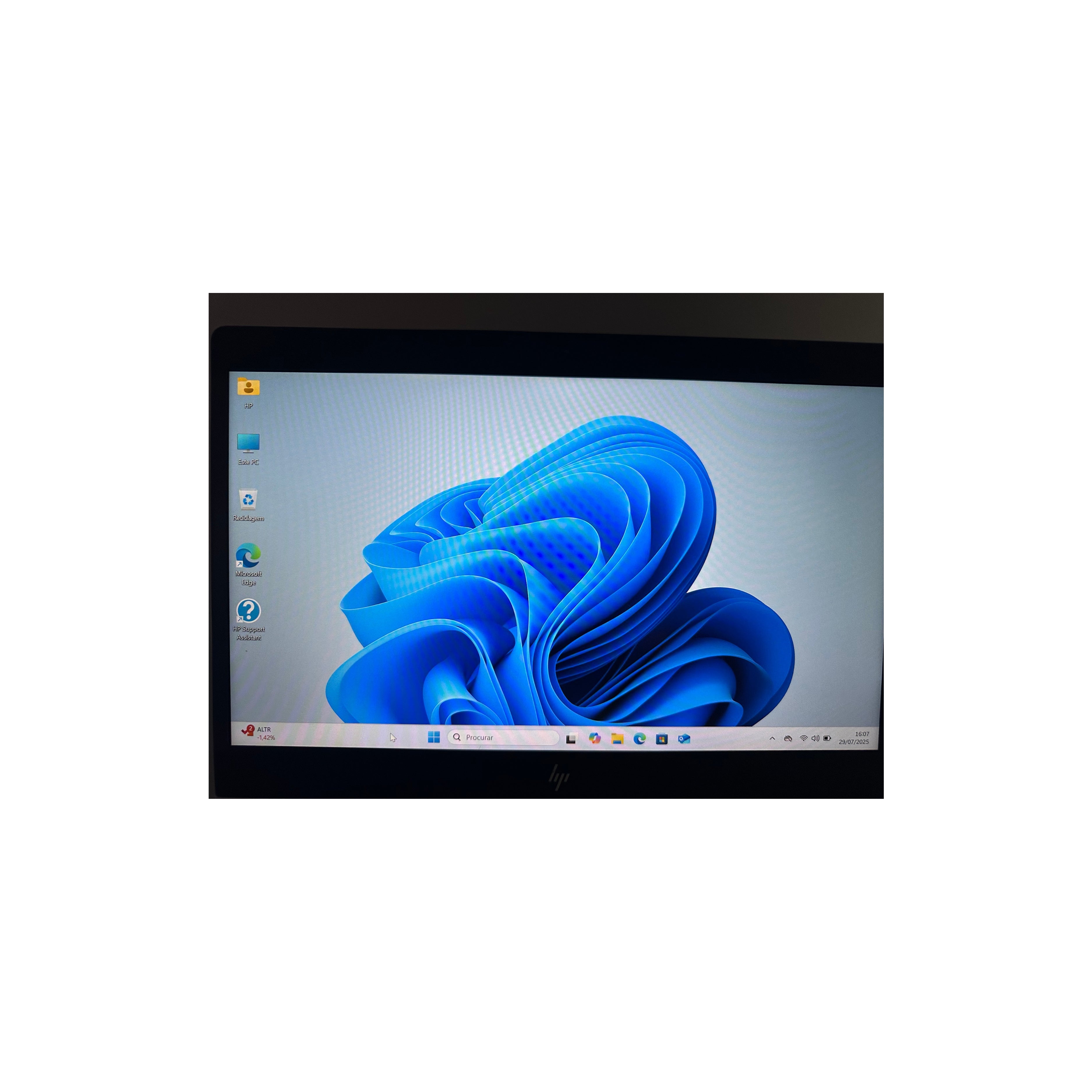 HP EliteBook 840 G5 i5 (8350U) 8GB RAM 256GB SSD 14" FHD Windows 11 Pro (Outlet 654)